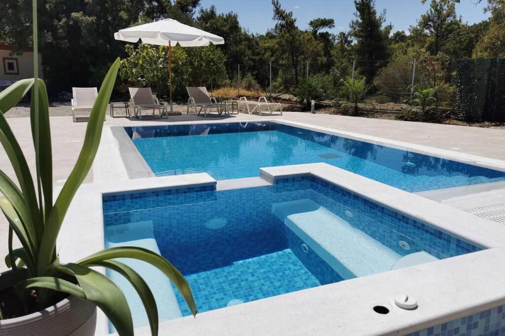 Fiore Di Rodi - Private Pool, Jacuzzi And Barbecue Jaliszósz Kültér fotó
